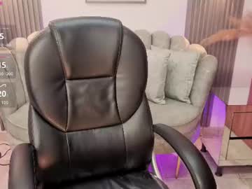 abigaiil_grey