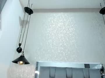 anniepleasure_