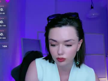 ava_blushy