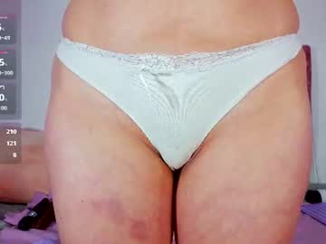 ava_raye