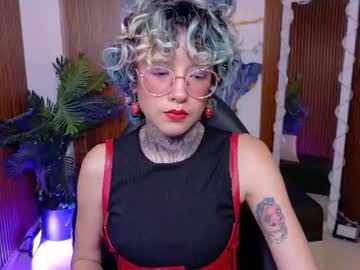 lyra_tay
